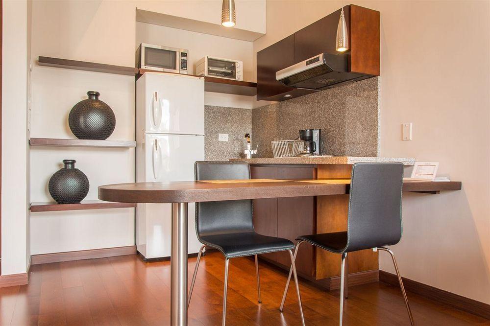 Nico Apartasuites Bogotá Eksteriør bilde